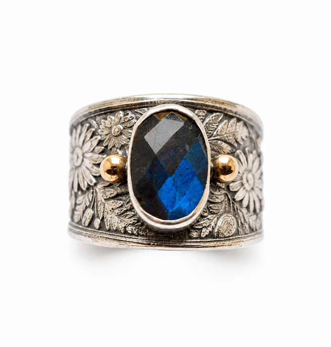 Daisy Silver Labradorite Ring