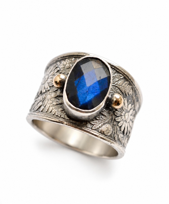 Daisy Silver Labradorite Ring