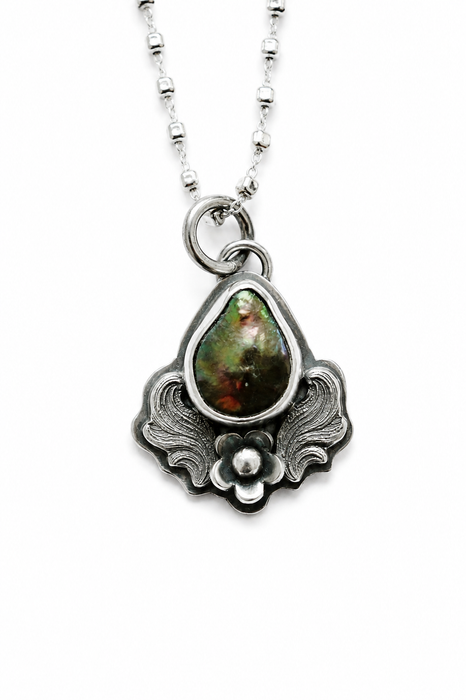 Luminous Pearl & Sterling Silver Necklace