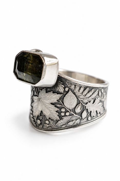 Forget-me-not Amethyst Ring