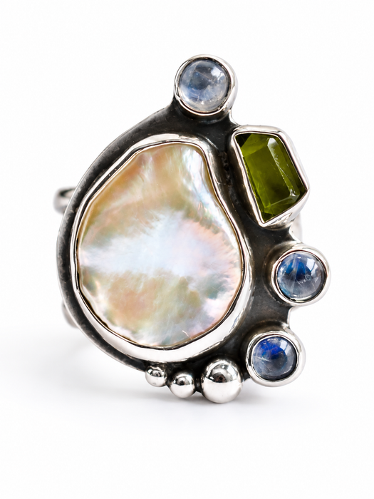 Keshi Pearl, Moonstone and Peridot Ring
