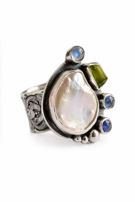 Keshi Pearl, Moonstone and Peridot Ring