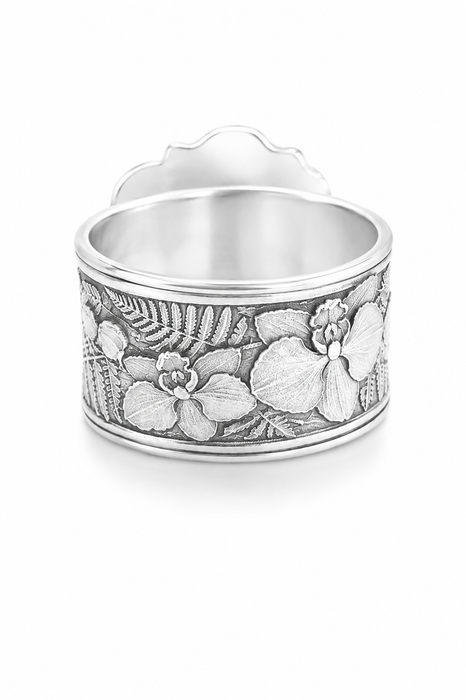 Peridot Flower Ring in Silver