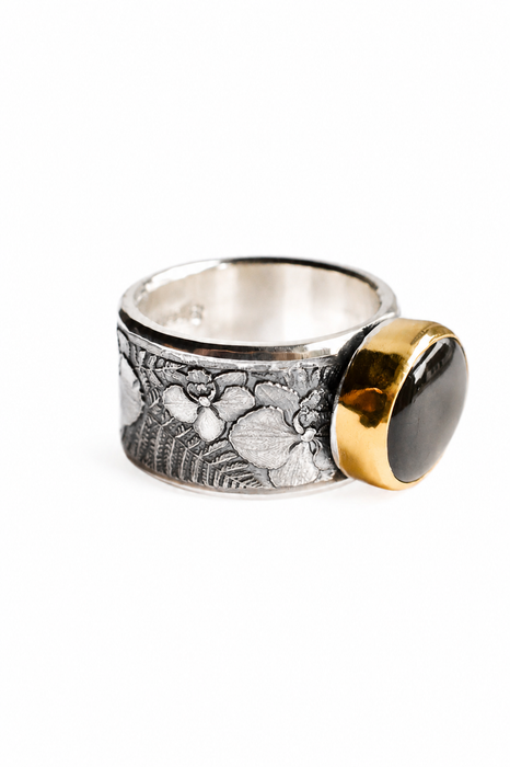 Star Diopside Ring in Gold and Silver