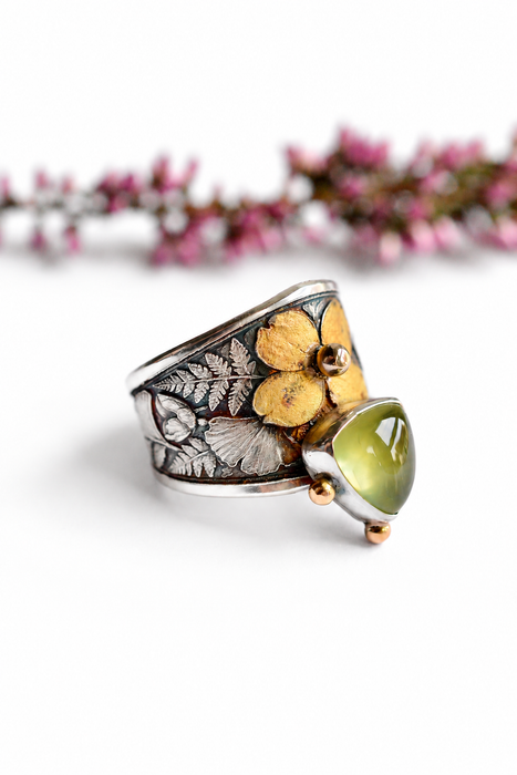Magnolia Prehnite Ring