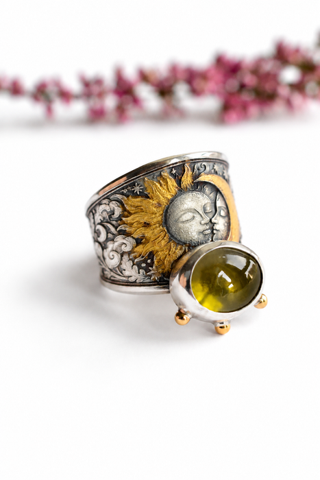 Luna Ring - Celestial Peridot Ring