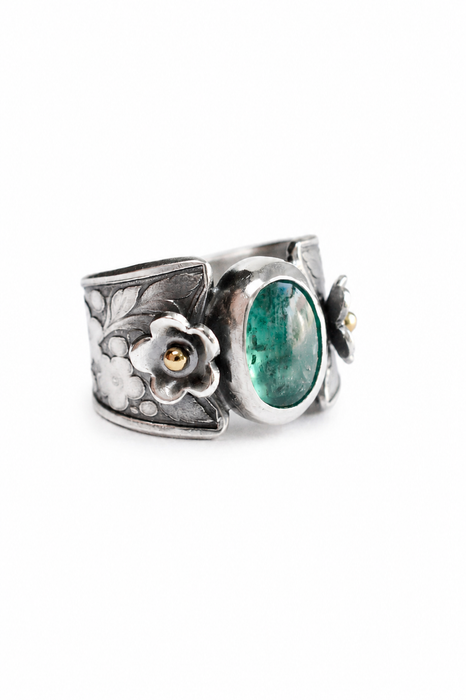 Aqua Kyanite Ring with Floral Details