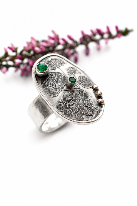 Emerald Botanical Ring