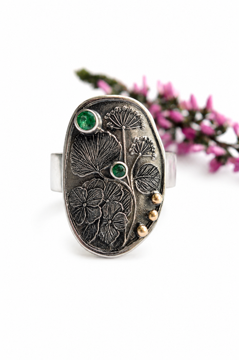 Emerald Botanical Ring