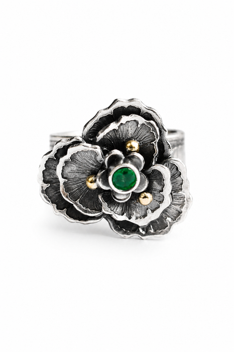 Gingko Emerald Ring in Oxidized Silver