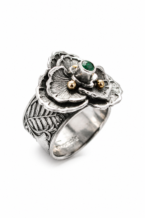 Gingko Emerald Ring in Oxidized Silver