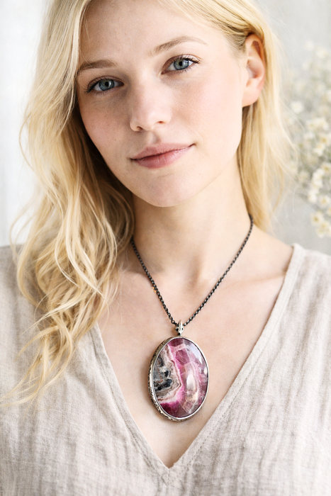 Cobalto Calcite Pendant (Pendant only)