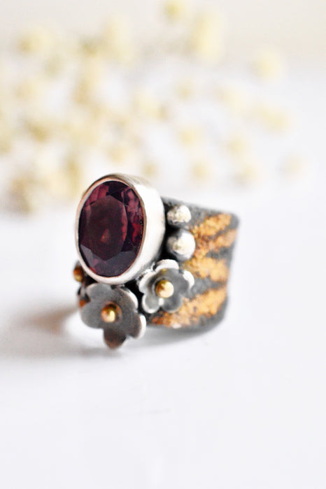 Lavender Chalcedony Ring in Silver and Gold