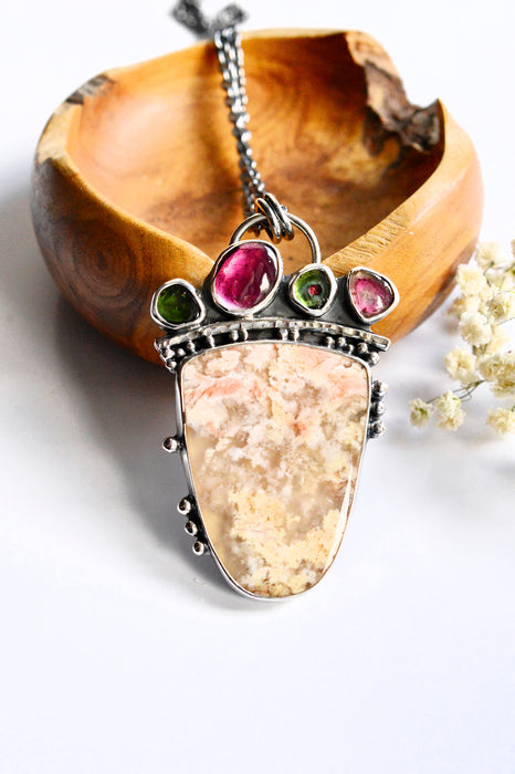 Regency Plume Agate and Tourmaline Necklace in Silver