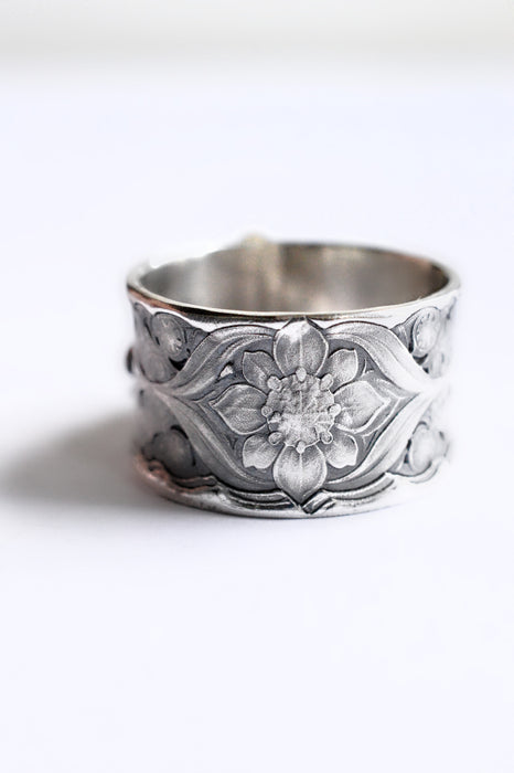 Lavender Moonstone Ring in Gold and Silver