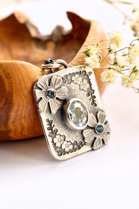 Forest Light Keepsake Necklace - Madagascar Moonstone Pendant in Silver with Floral Details