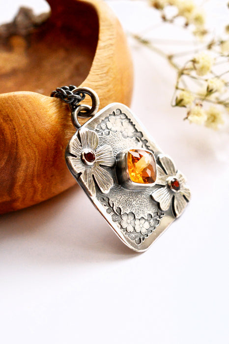 Forest Light Keepsake Necklace - Citrine Pendant in Silver with Floral Details
