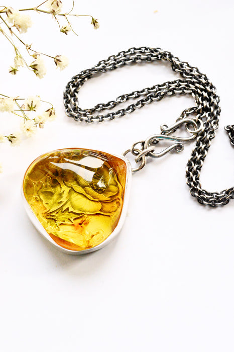 Baltic Amber Necklace with Floral Detail