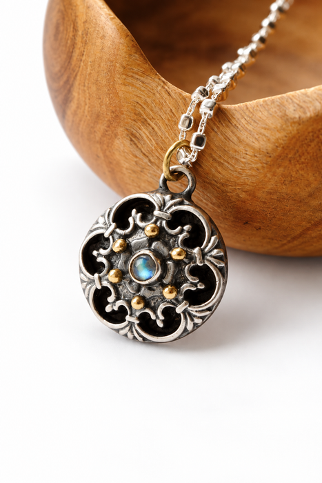 Old Moon — Moonstone & 18k Gold Necklace