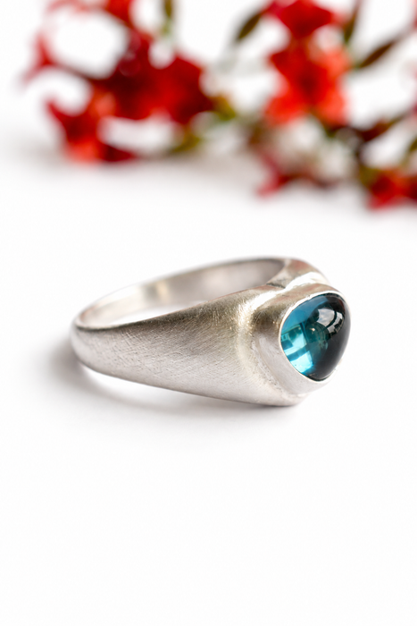 FORMA | Sculptural Silver Ring