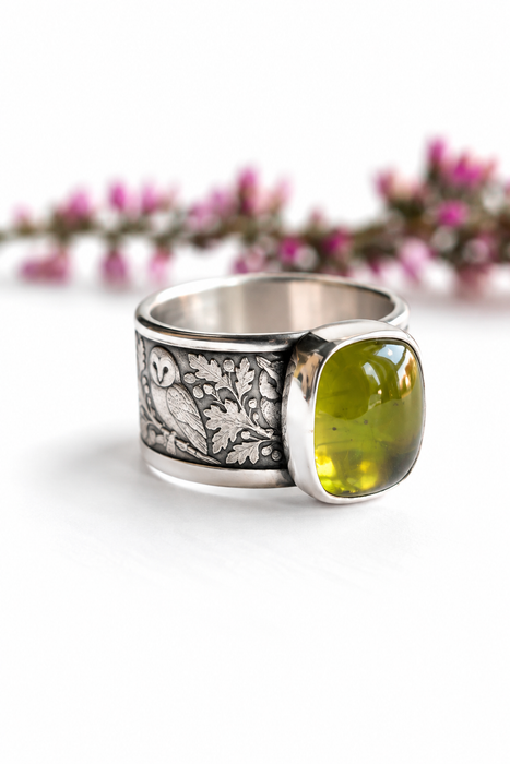 The Woodland Owl – Peridot Ring