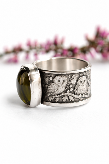 The Woodland Owl – Peridot Ring